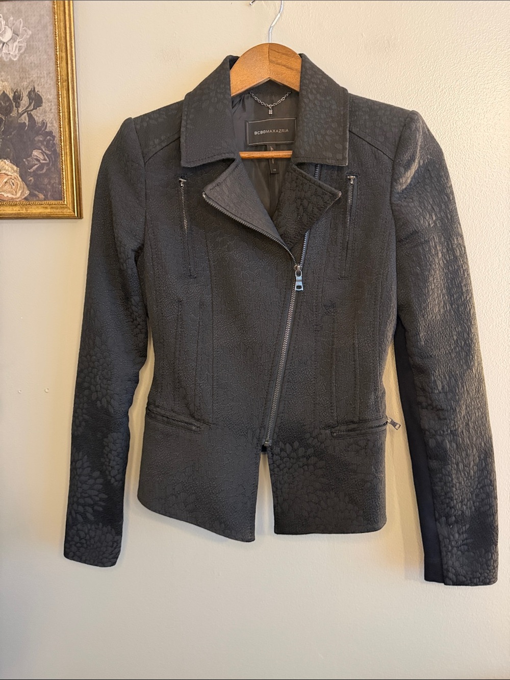 BCBGMAXAZRIA Black Textured Jacquard Moto Jacket Asymmetrical Zip XS - Picture 3 of 7